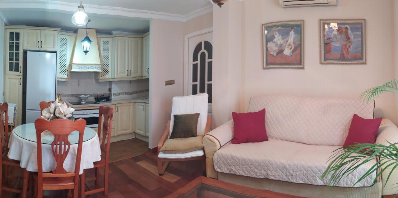 Ferienwohnung Apartamento Rozamar Torre Del Mar Exterior foto