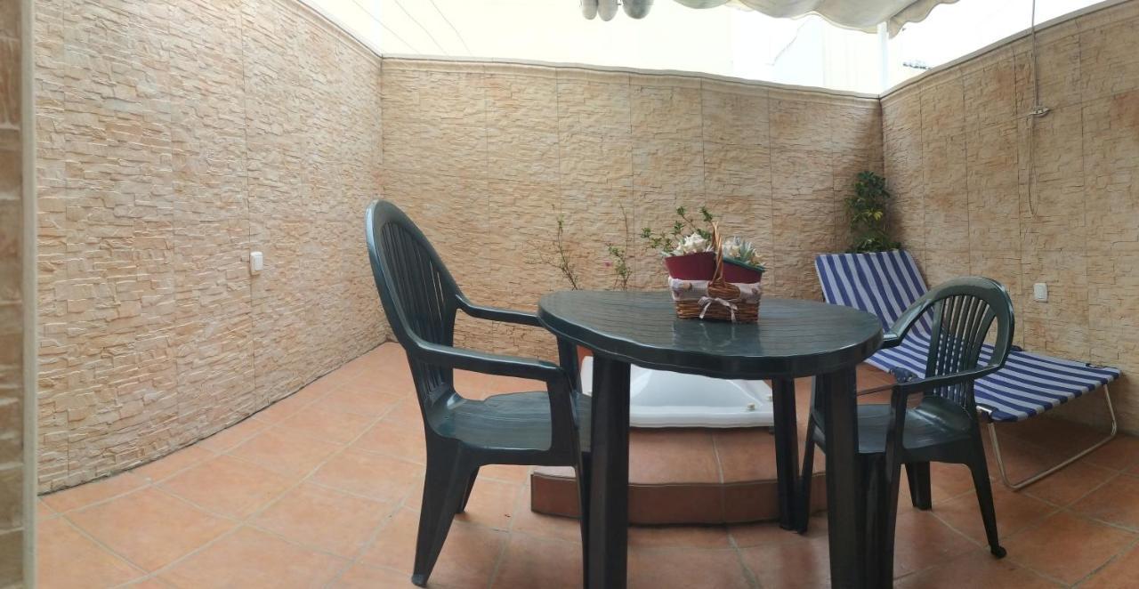 Ferienwohnung Apartamento Rozamar Torre Del Mar Exterior foto